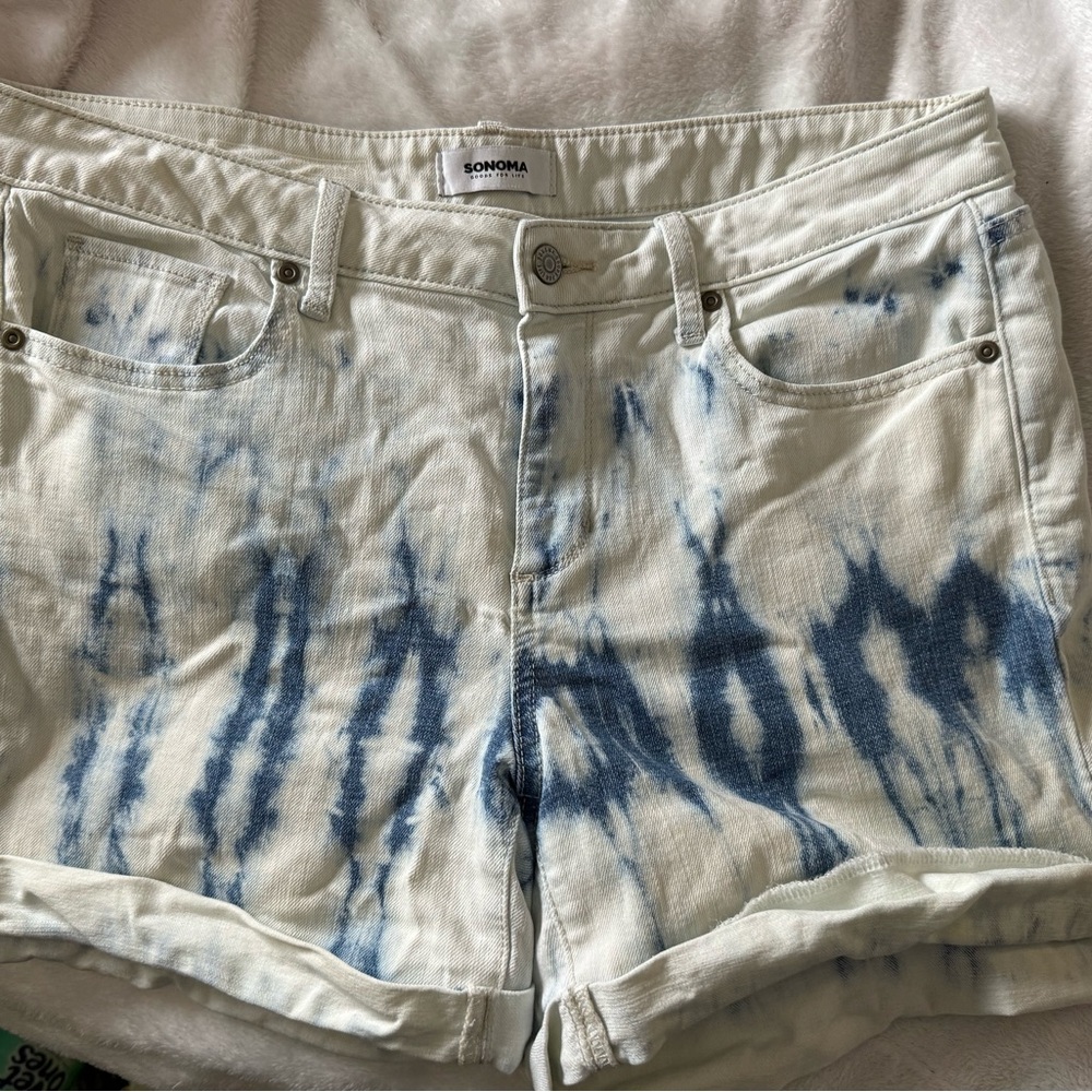Sonoma Women's Blue Tie-Dye Shorts